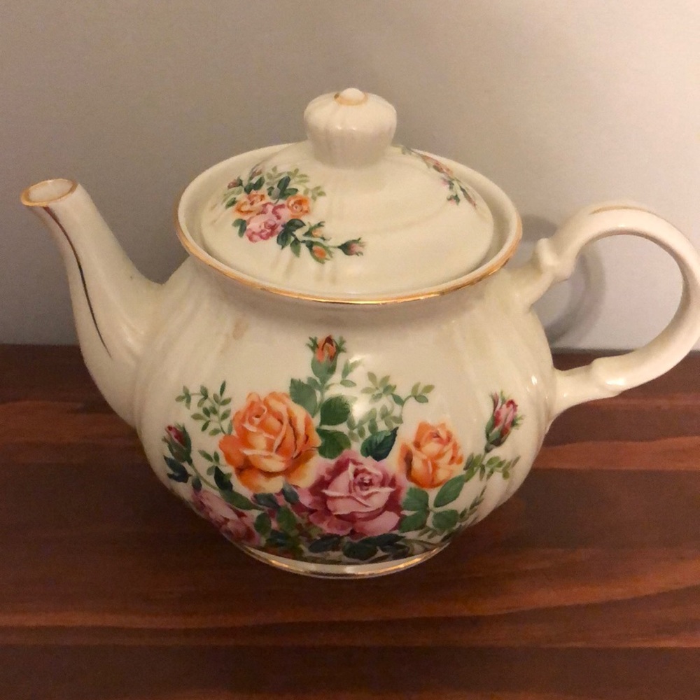 Ceramic Teapot with Roses